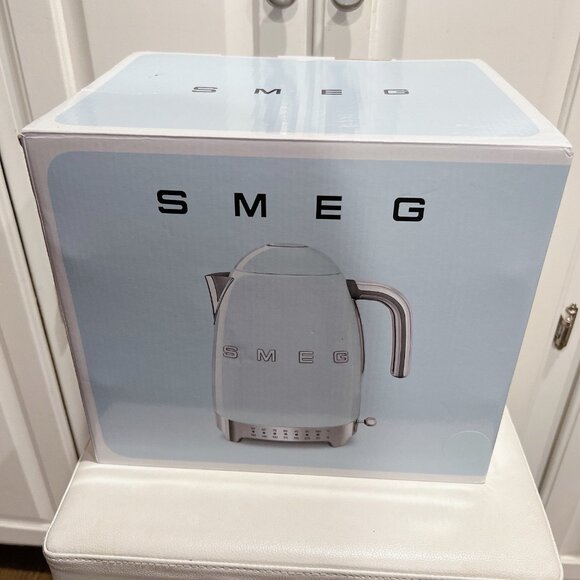 SMEG '50s Retro Style Variable Temperature Electric Kettle Tea Pot Blue - NEW - Picture 2 of 8